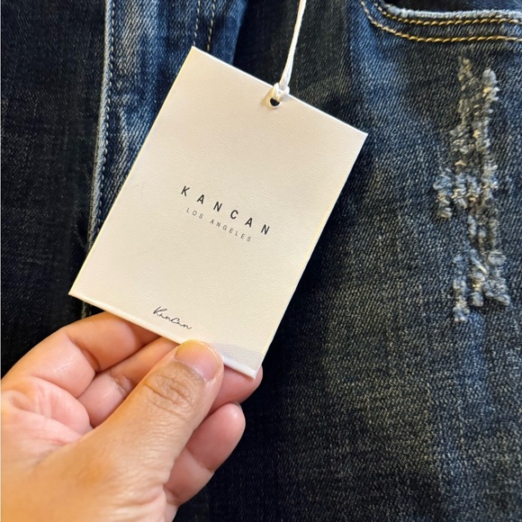 New KanCan Relaxed Fit Jeans - Picture 2 of 5